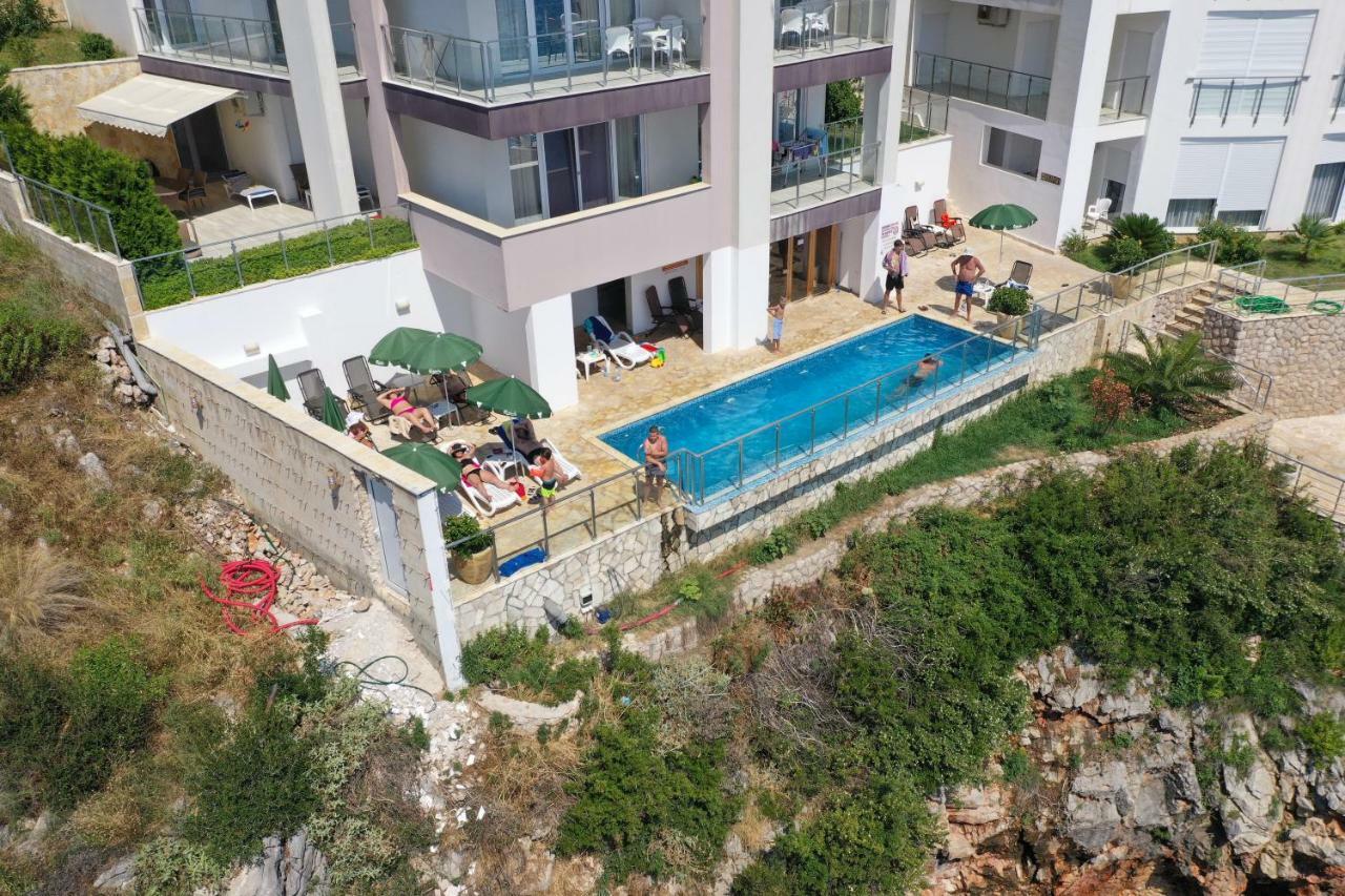 Ferienwohnung First Line Of The Sea 1 Dobrá Voda Exterior foto